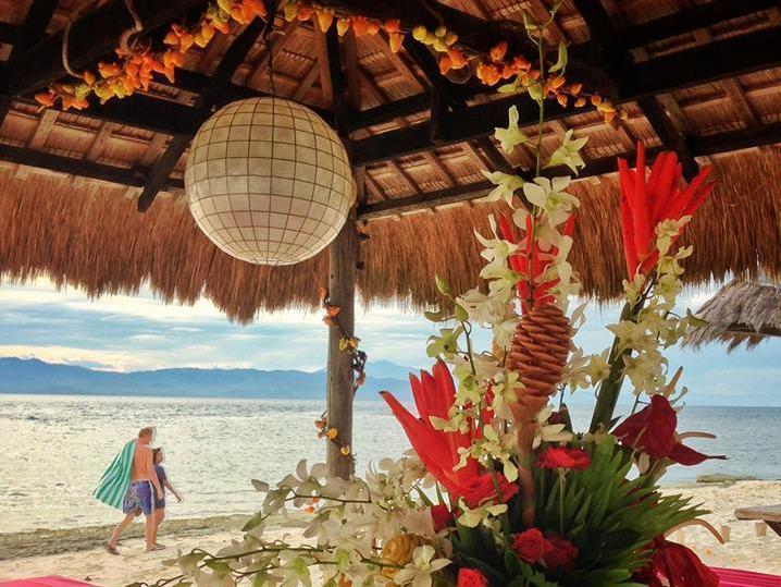 Club Serena Resort Moalboal Exterior photo